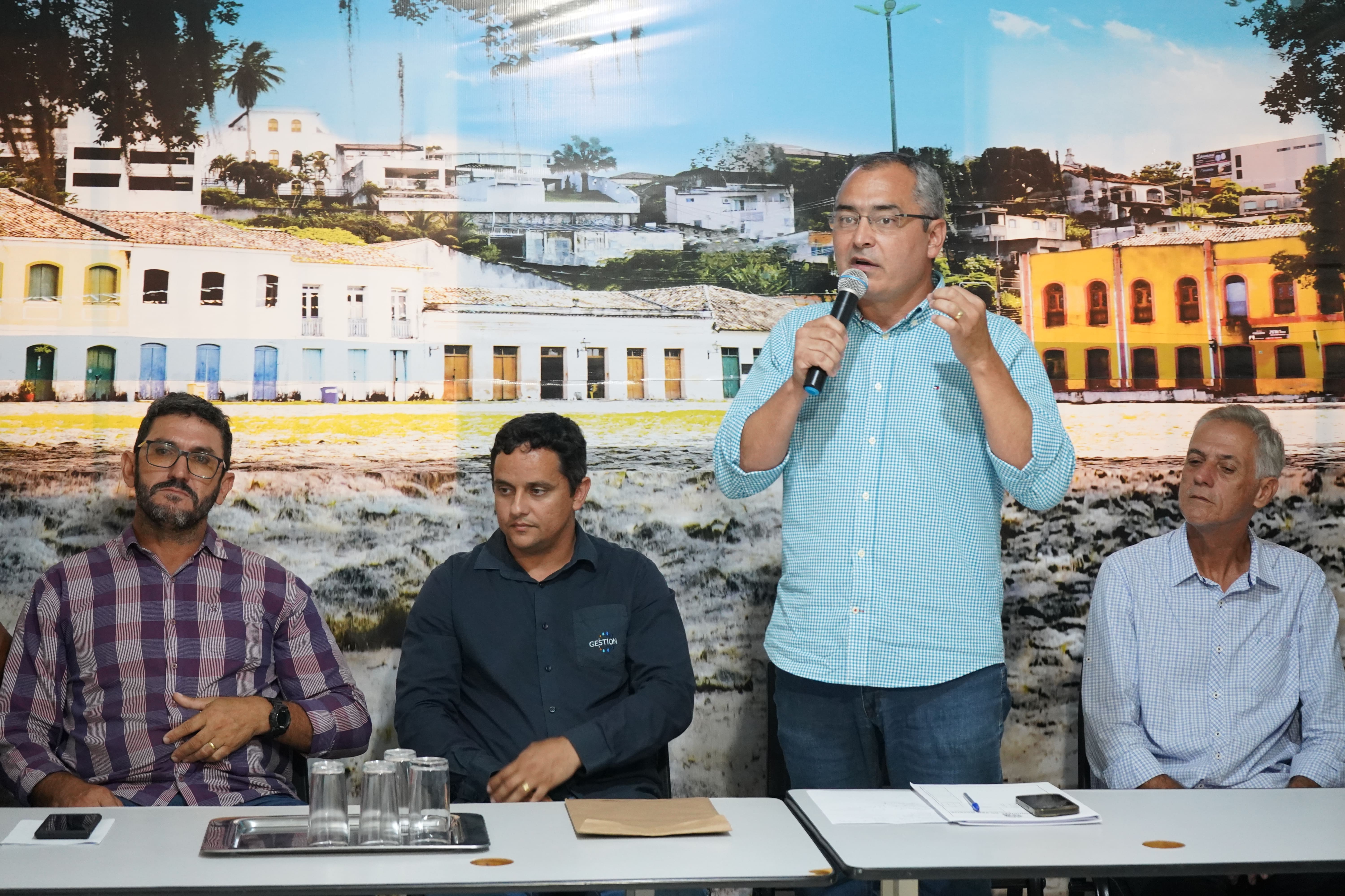 CERIMÔNIA DE ASSINATURA DE ORDENS DE SERVIÇO EM SÃO MATEUS: AVANÇOS PARA O FUTURO