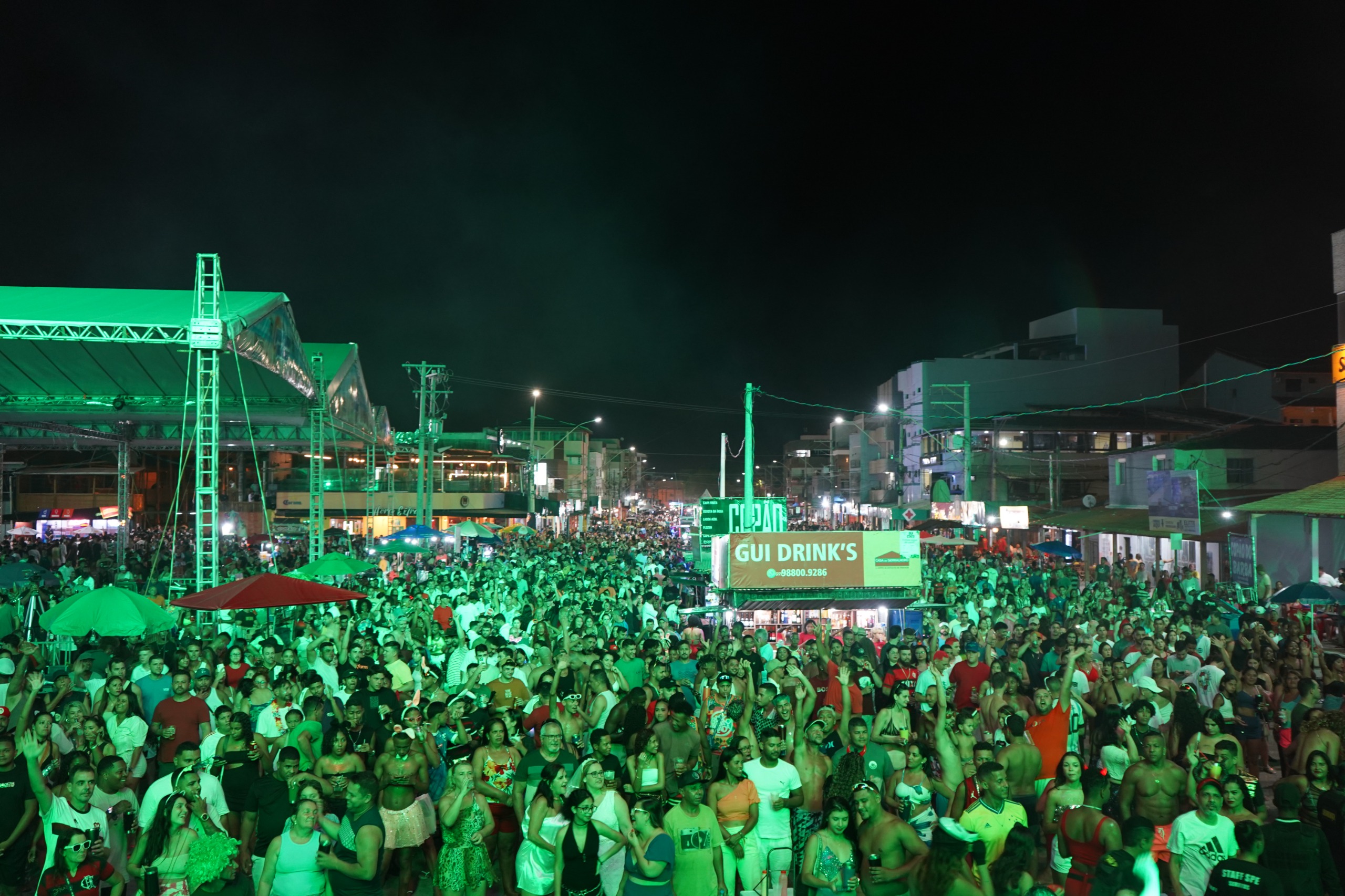 FOTOS DA SEGUNDA NOITE DE FOLIA: SÁBADO DO “GURIRI CARNAVAL 2025” É UM SUCESSO ABSOLUTO