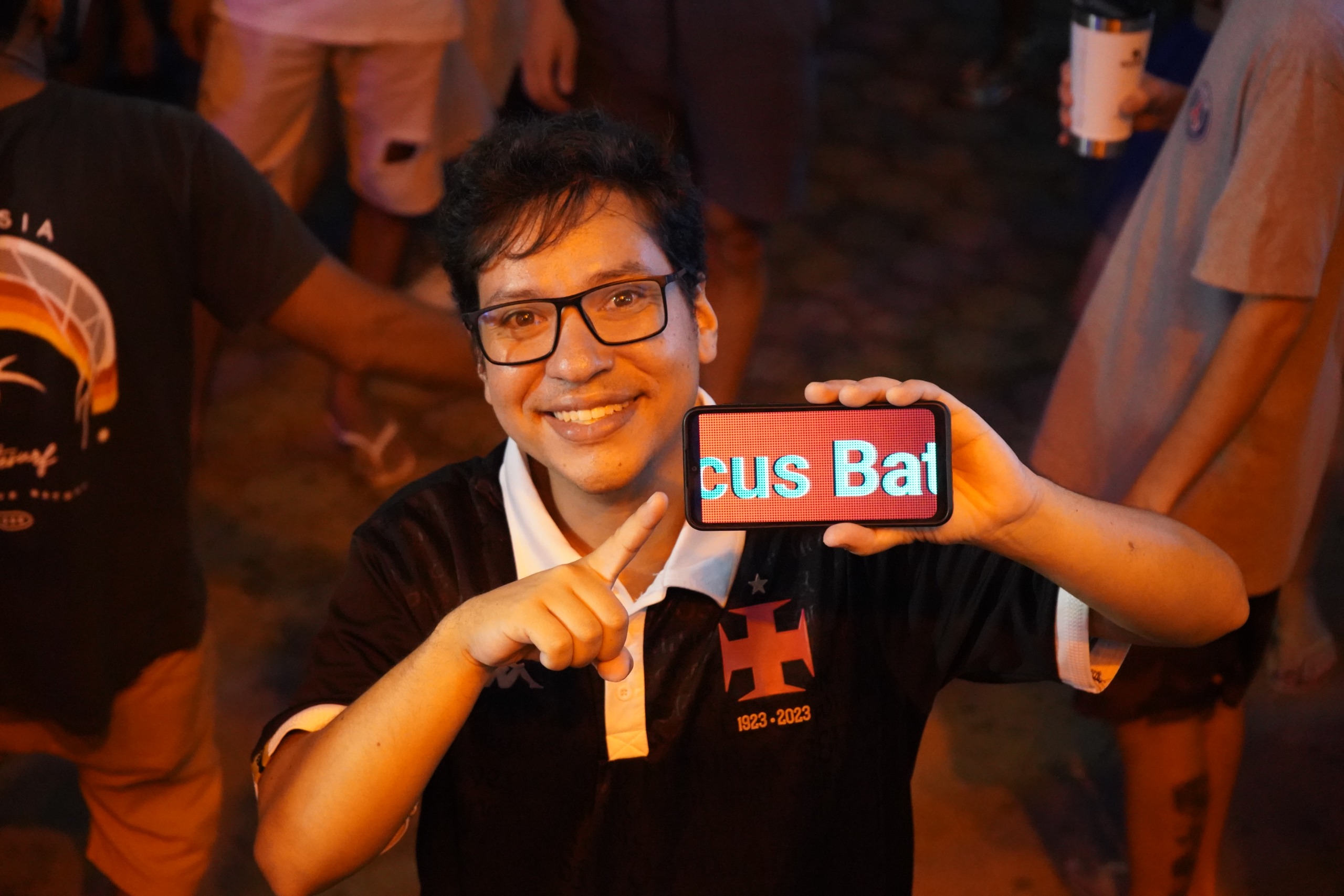 FOTOS DA SEGUNDA NOITE DE FOLIA: SÁBADO DO “GURIRI CARNAVAL 2025” É UM SUCESSO ABSOLUTO