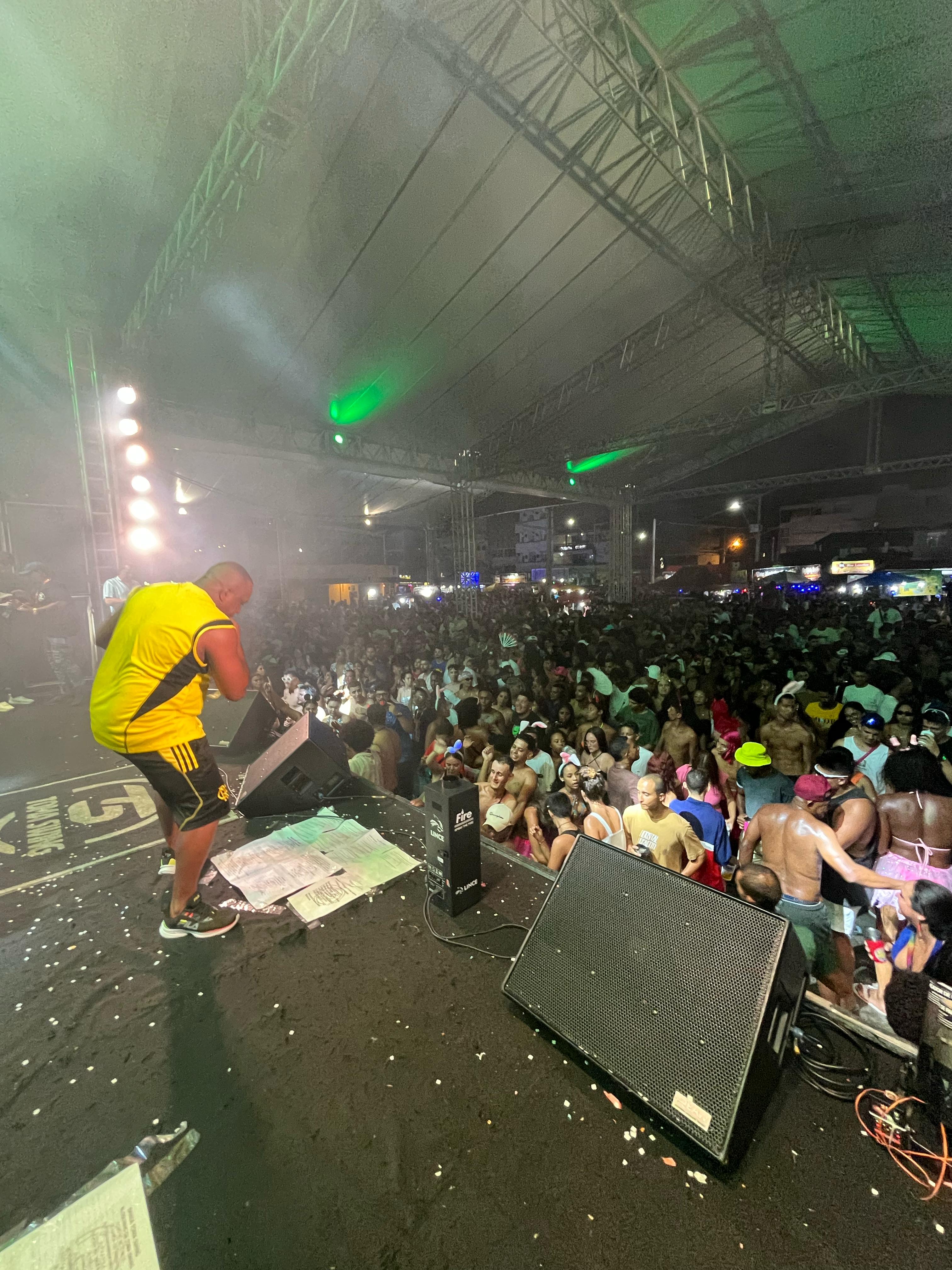 FOTOS DA TERCEIRA NOITE DO GURIRI CARNAVAL 2025: UMA NOITE MEMORÁVEL DE MÚSICA E ALEGRIA