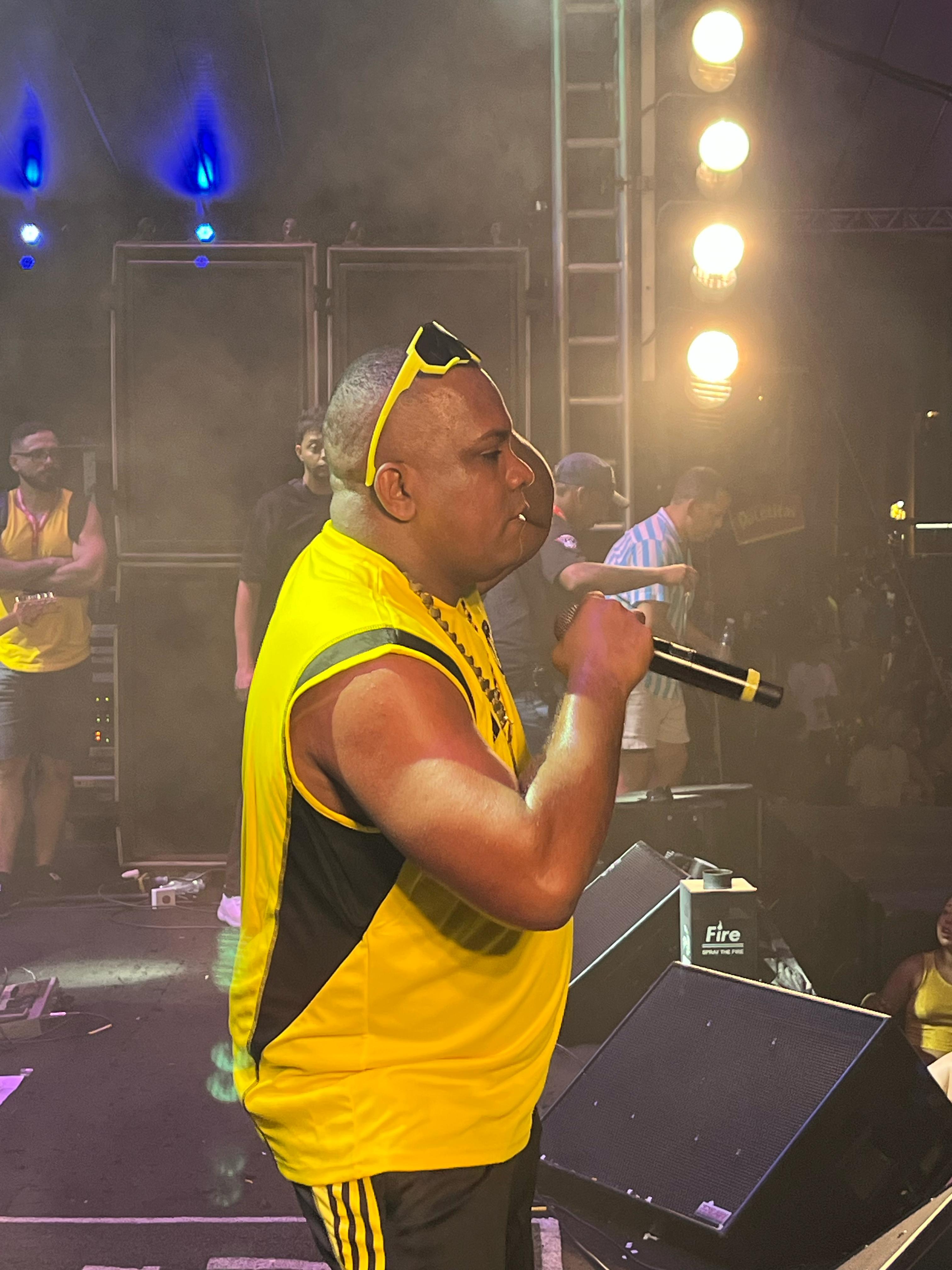 FOTOS DA TERCEIRA NOITE DO GURIRI CARNAVAL 2025: UMA NOITE MEMORÁVEL DE MÚSICA E ALEGRIA