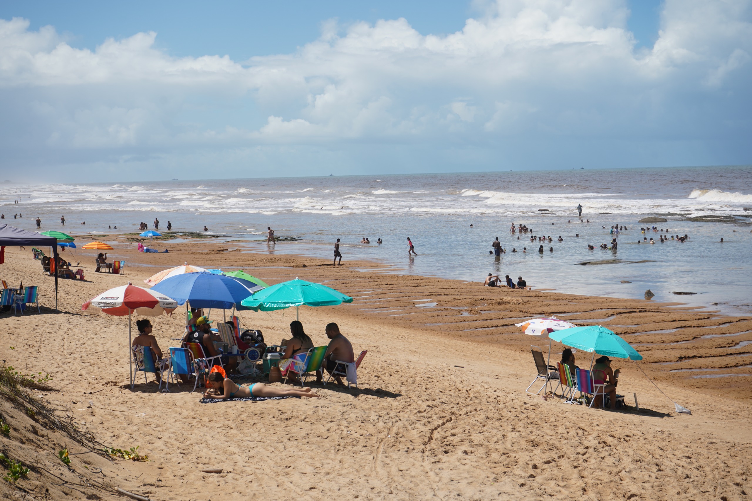 O BRILHO DO CARNAVAL DE SÃO MATEUS: FESTIVIDADES E ENCANTOS DOS BALNEÁRIOS
